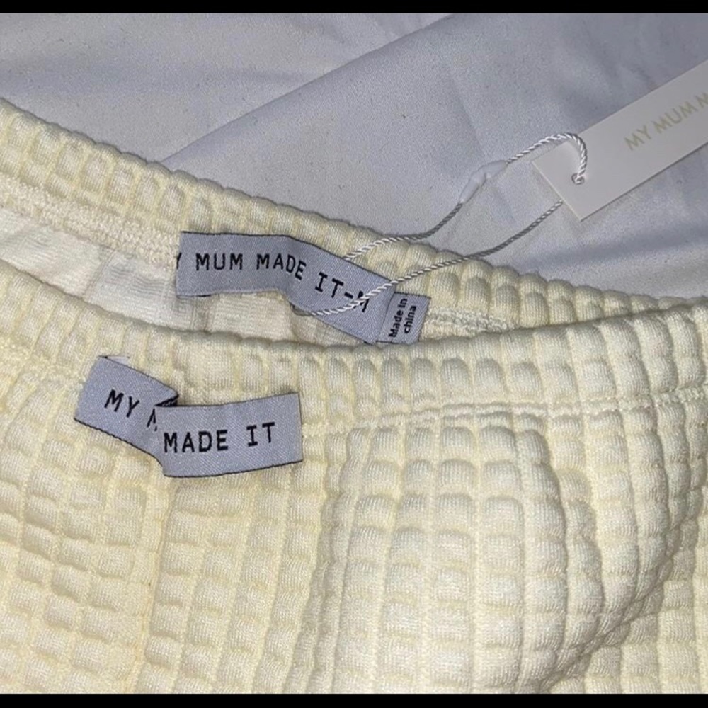 Quilted shorts - Picture 4 of 4